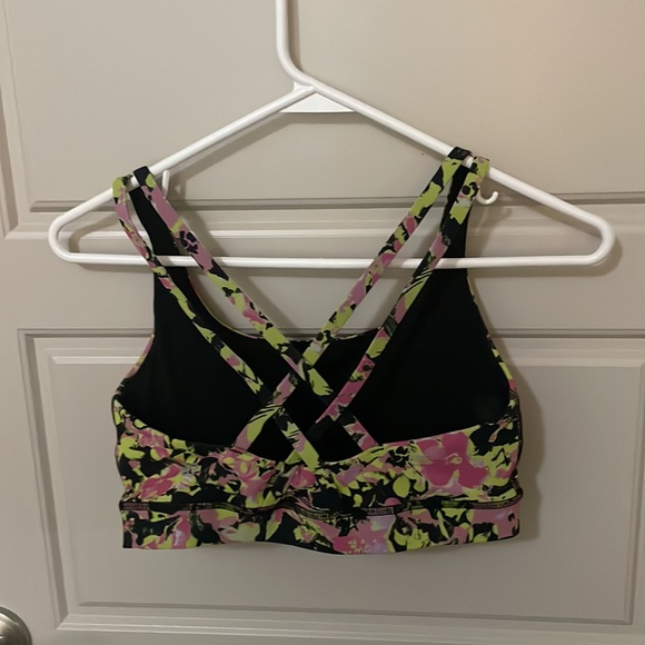 Lululemon sports bra - Picture 2 of 2